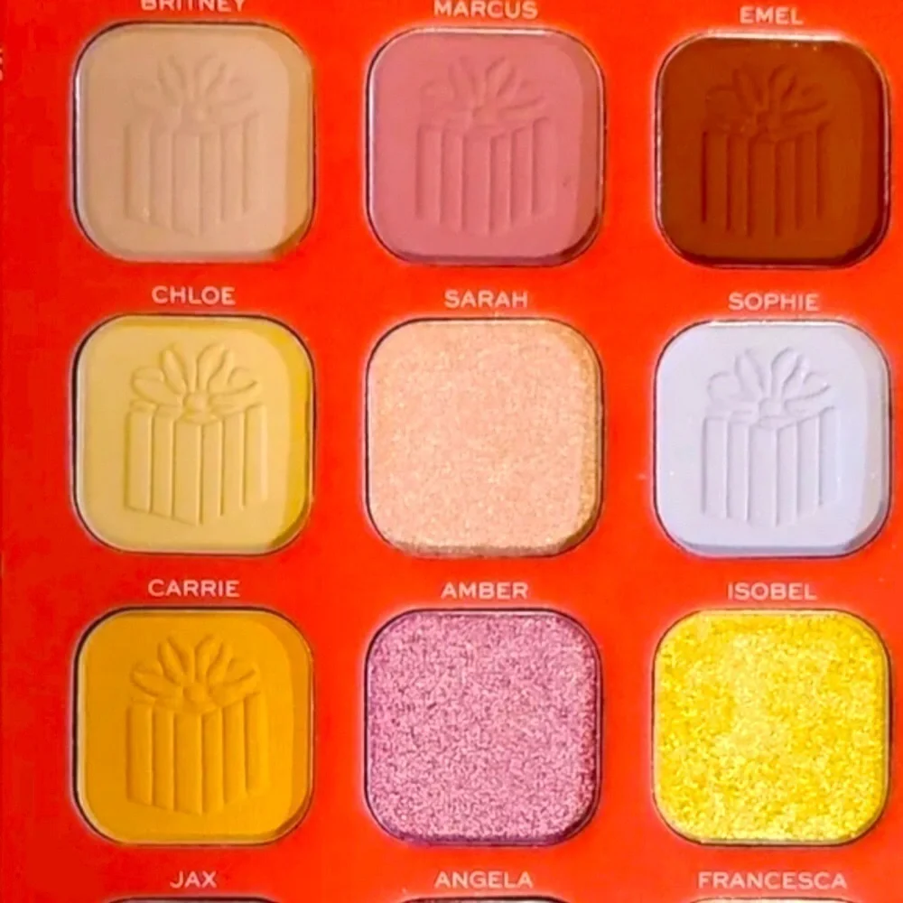 I Heart Revolution Eyeshadow Palette The Nice List NIB